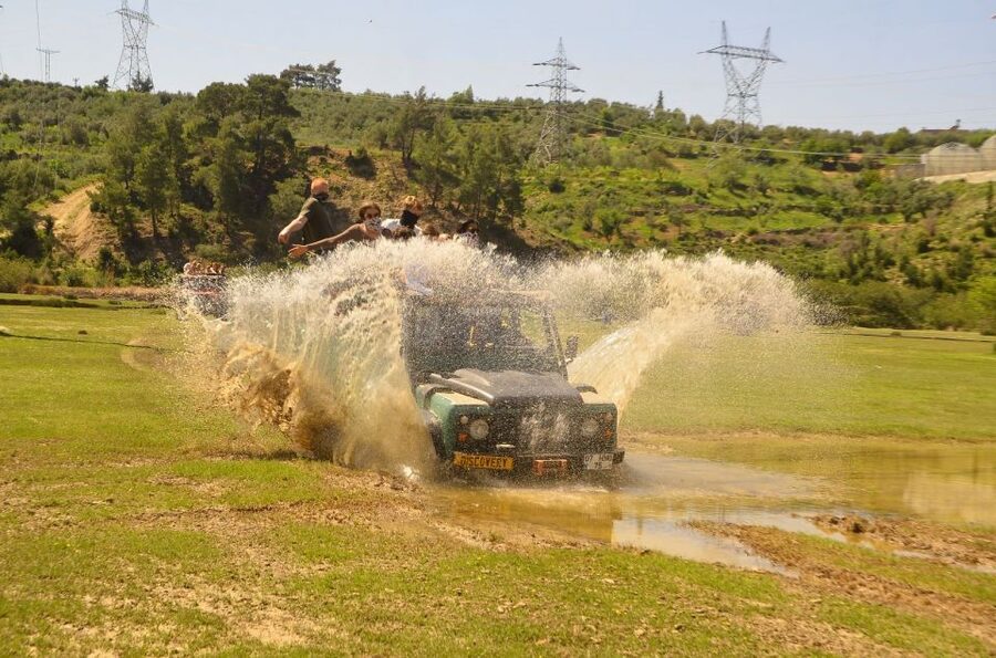 Side: Green Canyon and Waterfall Jeep Safari with Lunch - Water fights, foam, and why the day feels like an event
