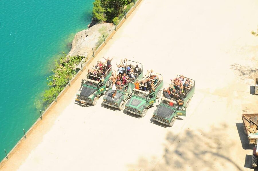 Side Green Canyon Off-Road Jeep Safari Adventure with Lunch - FAQ