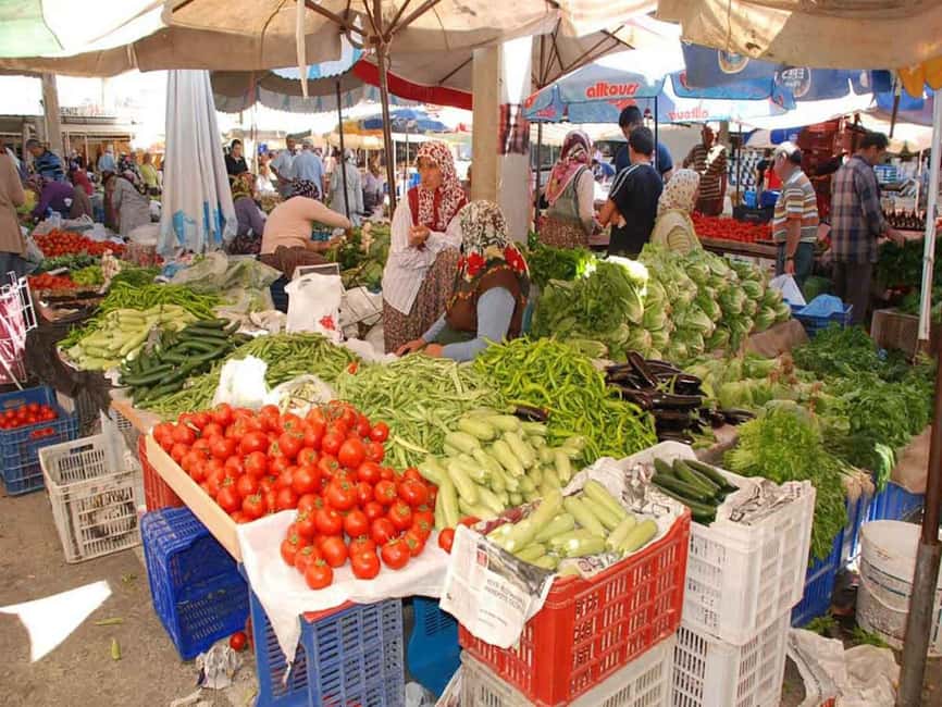 Side: Manavgat Boat, Bazaar, & Waterfall Day Trip with Lunch - Guide, Language, and How the Day Runs
