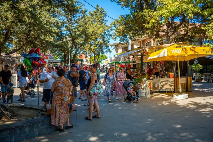 Side: Manavgat River Boat Trip & Grand Market w/ Lunch - Blue Mosque in Manavgat: A Quiet Cultural Break Near the Bazaar