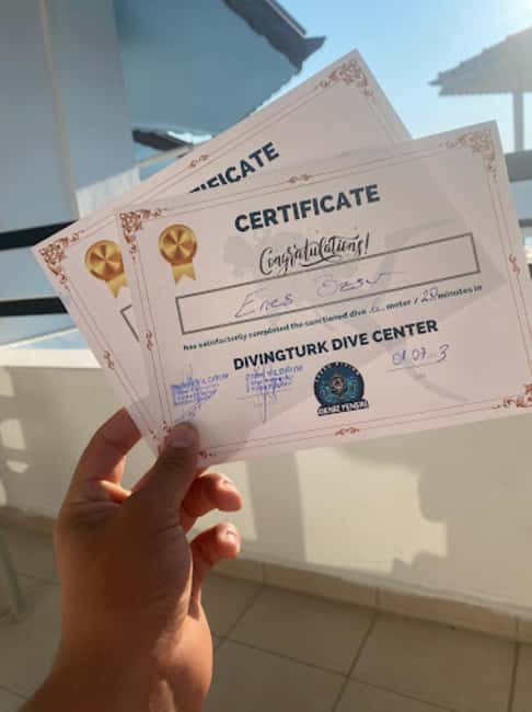 Side: Scuba Diving with Expert Diving Option - The briefing that makes your underwater session safer