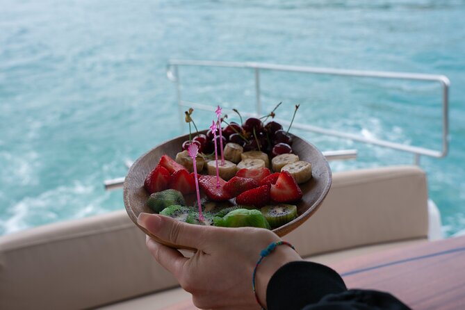 Small-Group 2 Hours Bosphorus Luxury Yacht Cruise in Istanbul - Stop 1: Bosphorus Strait, light, water, and the Argos anchor story