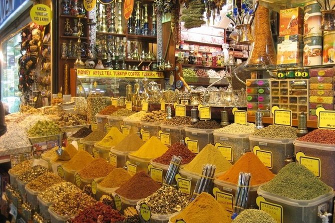 Small-Group Bosphorus Cruise and Istanbul’s Egyptian Bazaar - Eminönü Square: a short historical stop at the end