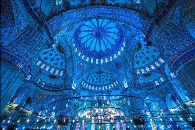 Small Group Full-Day Istanbul Old City Tour with Lunch & Tickets - Lunch Break in Old Istanbul: 3 Courses, Drinks Are Extra
