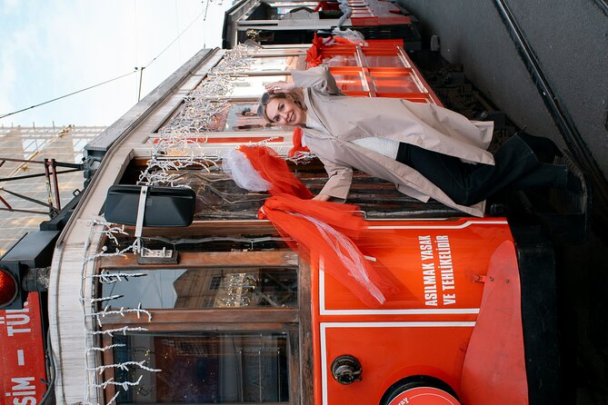 Special Photoshoot in Istanbul - Crowds, Timing, and Transport: How to Keep the Hour Stress-Free