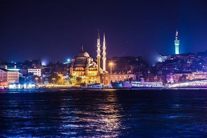 Stage Front Bosphorus Dinner Cruise with Pickup & Drinks included - The Bosphorus Night Route: Photo Stops That Actually Matter