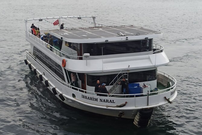 Sunset Cruise with Stop along Asia: Discover Istanbul's Bosphorus - Galata to Dolmabahçe, the classic view loop from the water