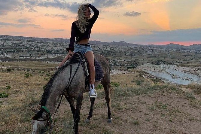 Sunset Horsebackriding-Tour through the Valleys of Cappadocia - What to pack and how to judge if it fits you