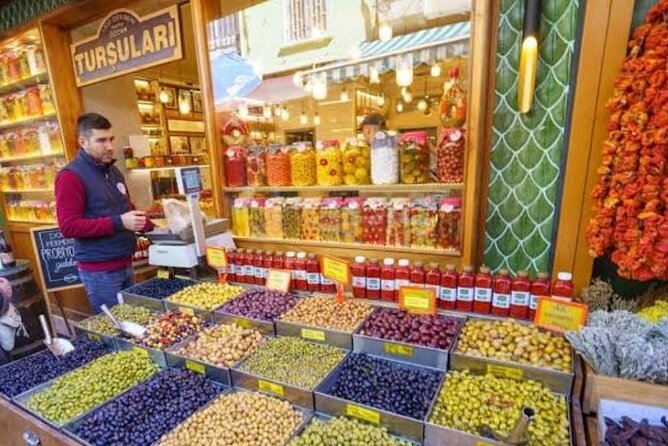 Taste of İstanbul Food Tour on Two Continents: in Europe & Asia - Meeting in Sirkeci: Hafız Mustafa 1864 and a 5-hour brunch rhythm