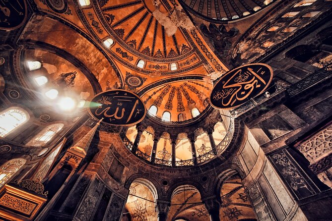 Top Sites Of Istanbul Tour In Small Group - Skipping Ticket Lines - Skip-the-line ticket gates at Hagia Sophia and Basilica Cistern