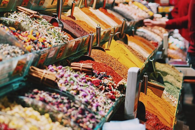 Top Sites Of Istanbul Tour In Small Group - Skipping Ticket Lines - Corlulu Ali Pasa Medresesi coffee stop and the Grand Bazaar spice lanes