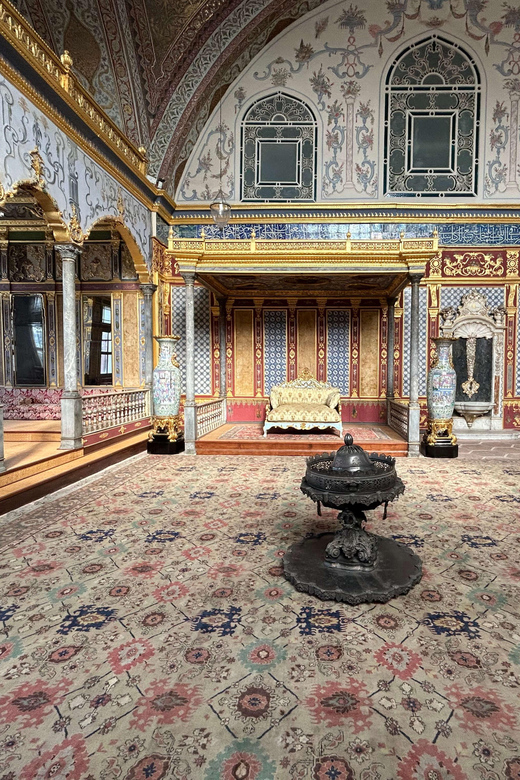 Topkapi Palace and Harem Skip-the-Line-Tickets & Audio Guide - Price and Value: What You’re Paying For Beyond a Ticket