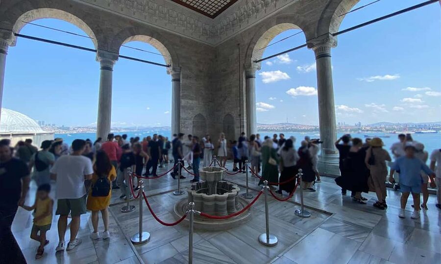 Topkapi Palace + Basilica Cistern Tickets & Audio Guide - Basilica Cistern Fast Track between 09:00 and 18:00