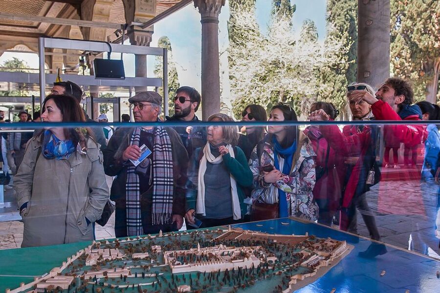 Topkapi Palace & Harem Tour + Bosphorus & Golden Horn Cruise - Price and value: what you get for $93