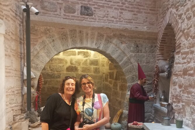 Topkapi Palace tour with Harem,guide is included,ticket is extra - How the skip-the-line piece changes your experience