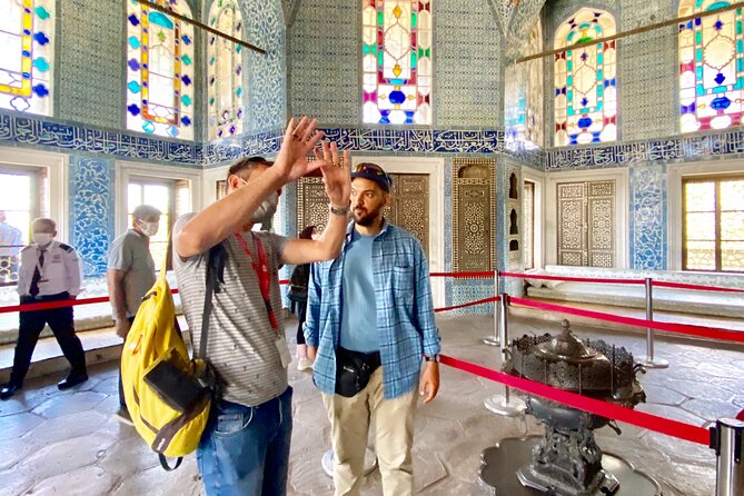 Topkapi Palace with Harem and Blue Mosque Guided Tour - Topkapi Palace and Harem: How You Get the Most From Two Hours