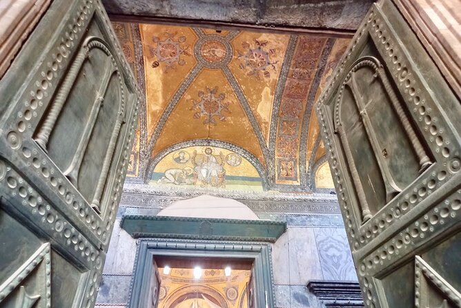 Topkapi Palace with Harem and Blue Mosque Guided Tour - Getting Real Value for Your Money: Tickets and What You Must Plan For
