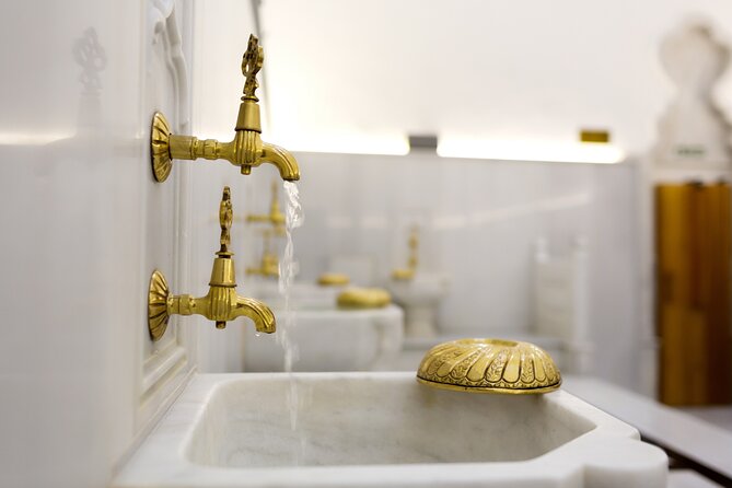 Traditional Turkish Bath Experience in Istanbul - How authentic does it feel, and what to watch for