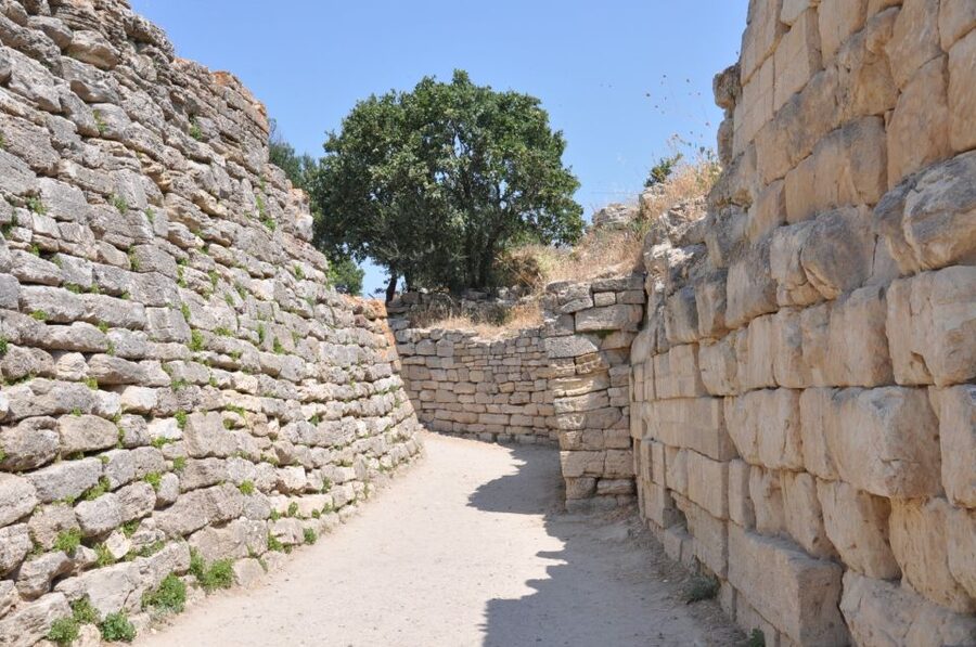 Troy: Full-Day Tour from Istanbul - Homer’s Iliad in real space: how the Trojan War story gets explained