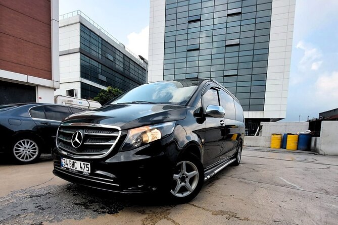 Trusted Istanbul Airport Transfer to city center - What can go wrong: delays and meeting point confusion to plan for