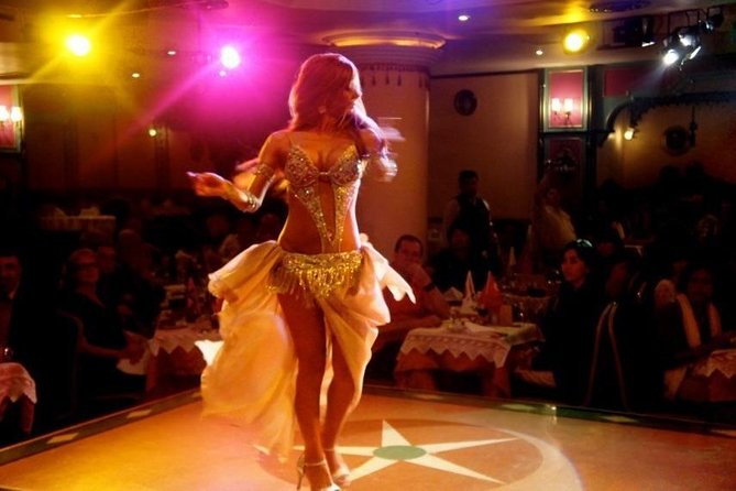 Turkish night show with dinner and unlimited free alcohol - What you’re really buying in Göreme