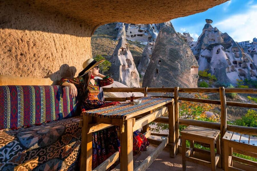Ultimate Cappadocia Experience: Red & Green Tour in One Day - Özkonak Underground City: narrow tunnels, eight levels, and everyday rooms