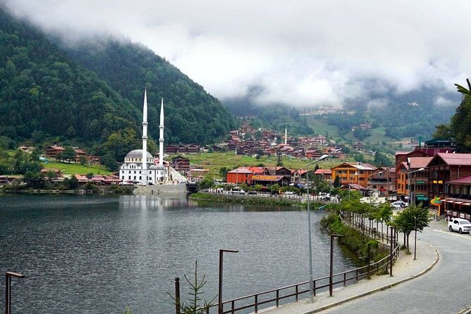 Uzungol Tour: Full-Day Nature Adventure with Tea Factory Visit - Guide and driver team: what you should expect from the human part