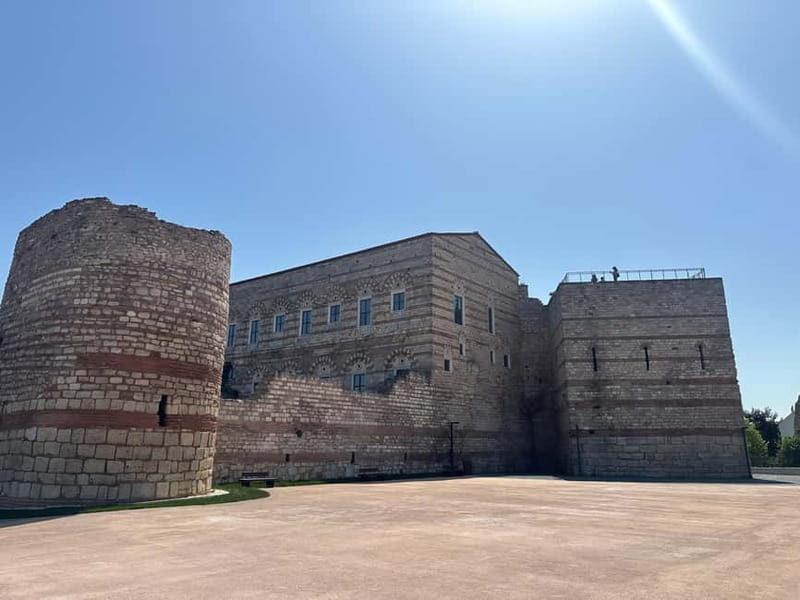 Walls of Contantinople and Byzantine Palace Tour - Chora Area Stop: When Art and Faith Show Up in Unexpected Ways