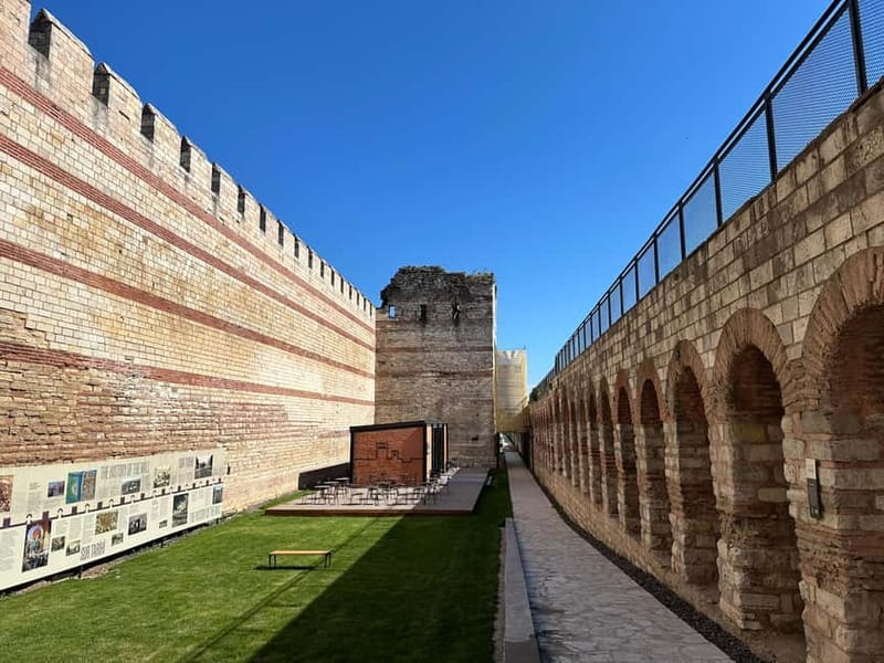 Walls of Contantinople and Byzantine Palace Tour - Following the Walls to the Golden Horn: The Day’s Big Arc