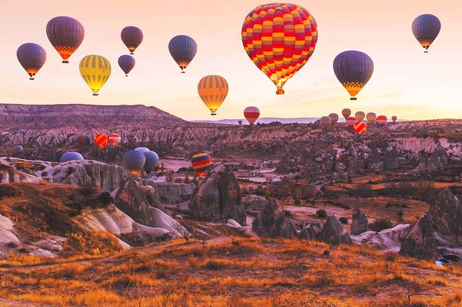Watching Balloons on Cappadocia Sky(People Have Fear of Heights) - 5:00 am Goreme Pickup: The Morning Starts Fast